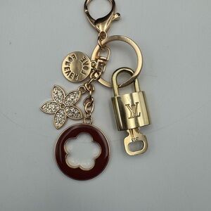 Authentic Louis Vuitton Lock & Key on Unbranded Bag Charm Key Chain Burgundy